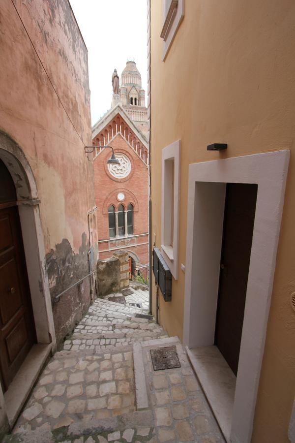 Il Viaggiatore Gaeta Medievale B&B エクステリア 写真